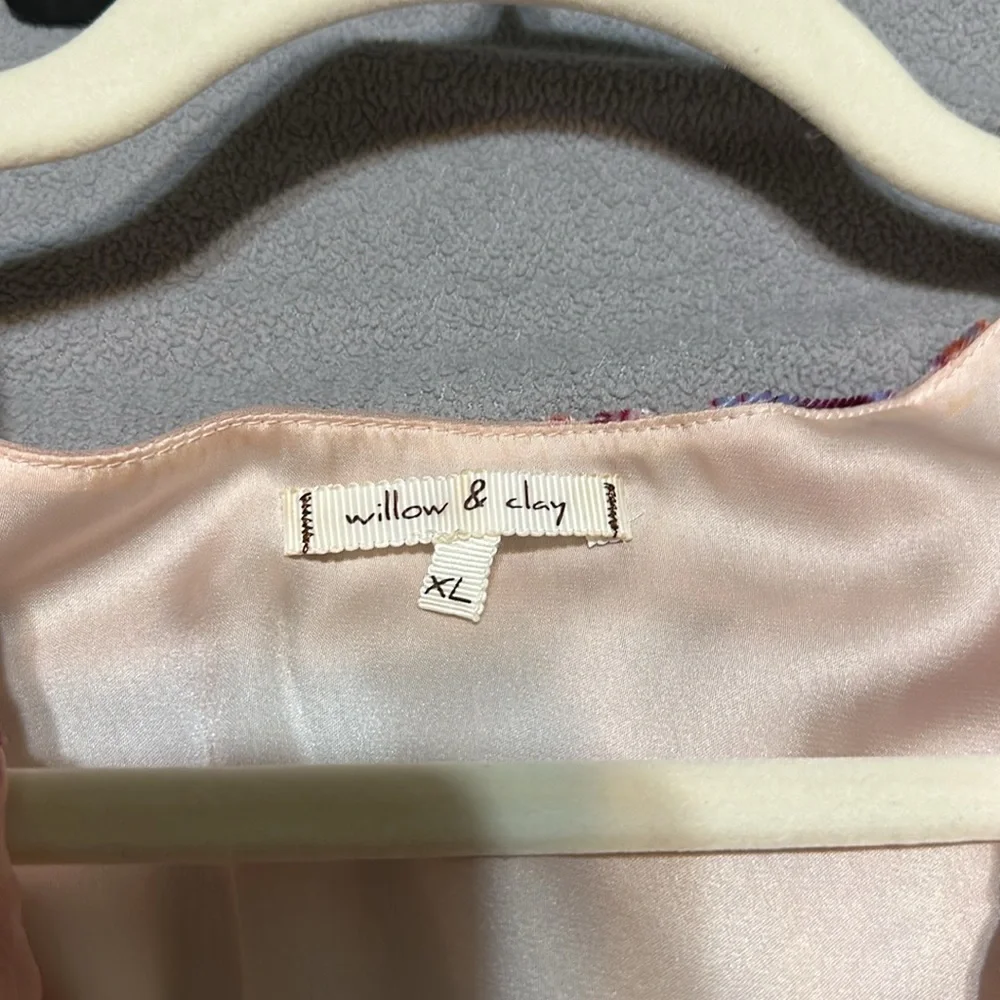 Willow & Clay floral velvet dress. Size XL. New without tags. - Picture 4 of 4